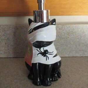 Decor Studio Mummy Cat Lotion Black